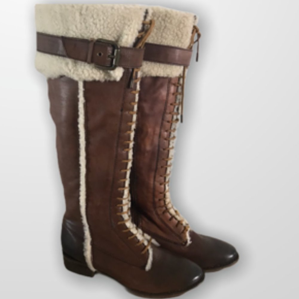 Arturo Chiang Fleece Trim Lace-Up Boot
